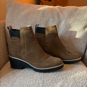 Dolce Vita Brown Suede Ankle Boots